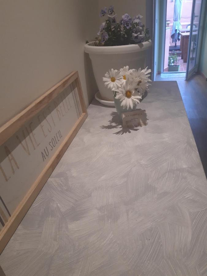 مبيت وإفطار فاراتسي La Terrazza المظهر الخارجي الصورة