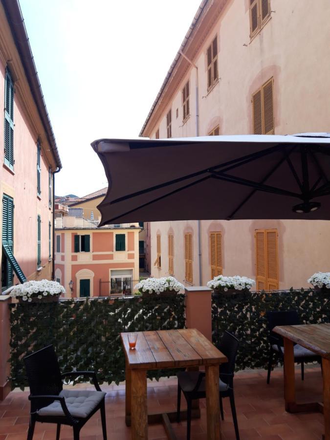 مبيت وإفطار فاراتسي La Terrazza المظهر الخارجي الصورة