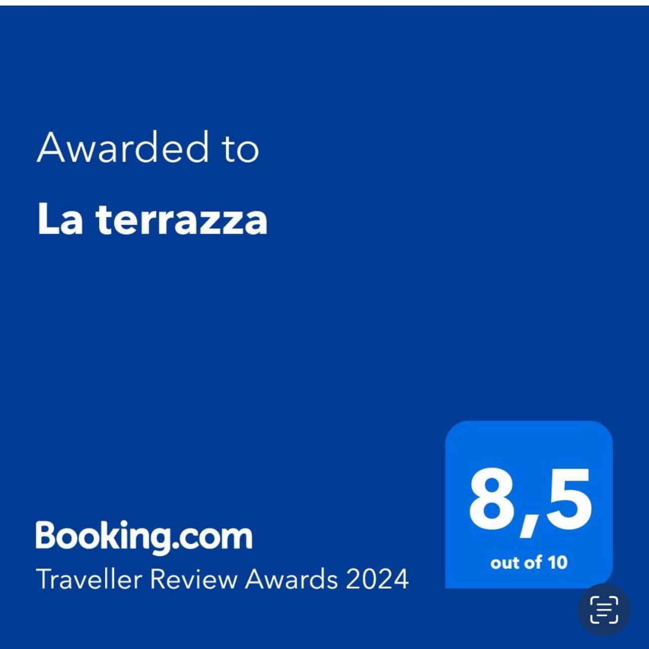 مبيت وإفطار فاراتسي La Terrazza المظهر الخارجي الصورة